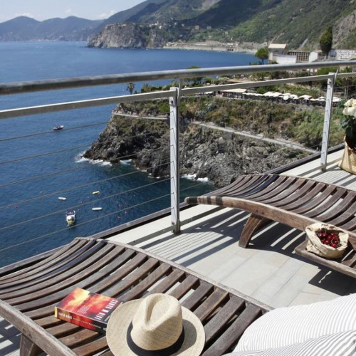 Arpaiu Accomodation MANAROLA SOLUTIONHOTEL.NET 7.jpg